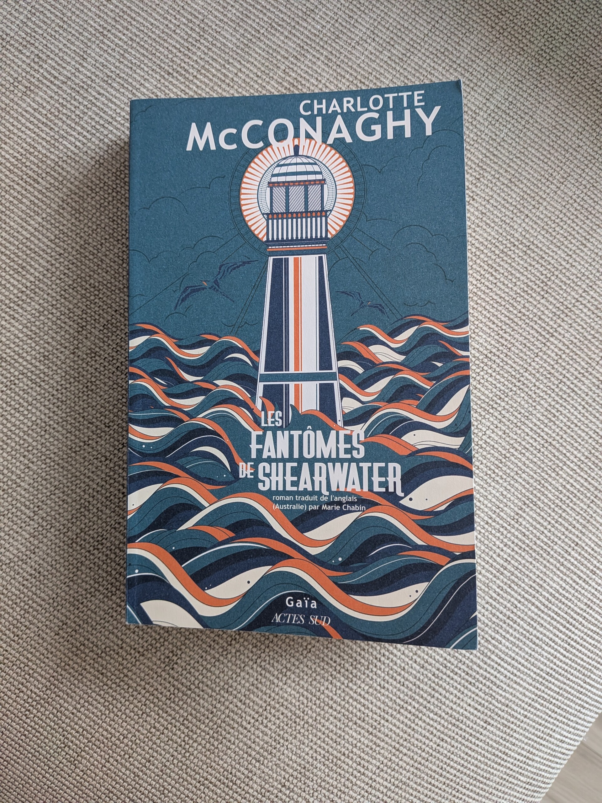 Les fantômes de Shearwater, Charlotte McConaghy (Gaïa / Actes Sud) – Hélène